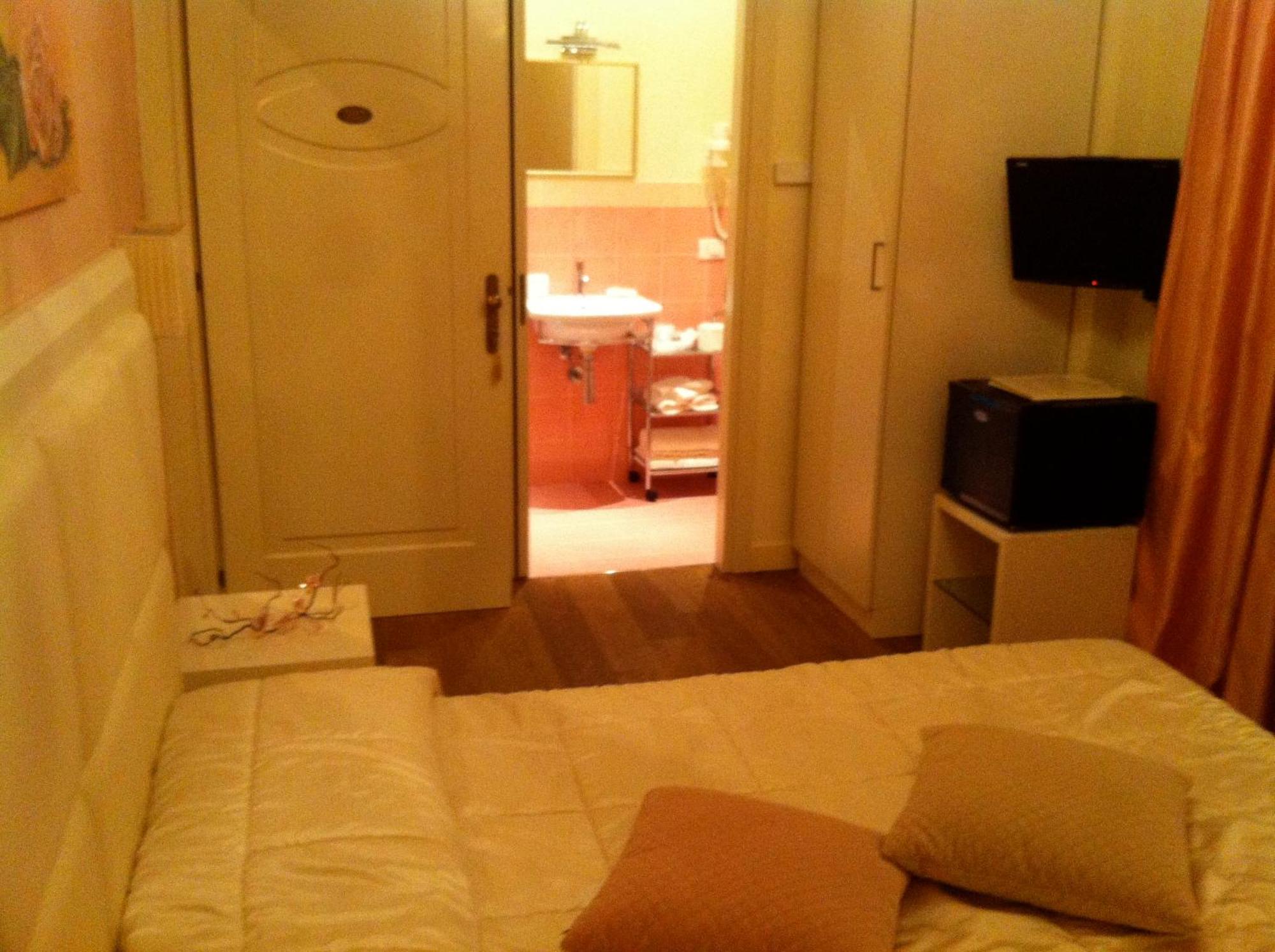 Oro Rosso Hotel Ristorante Montefalco Dış mekan fotoğraf