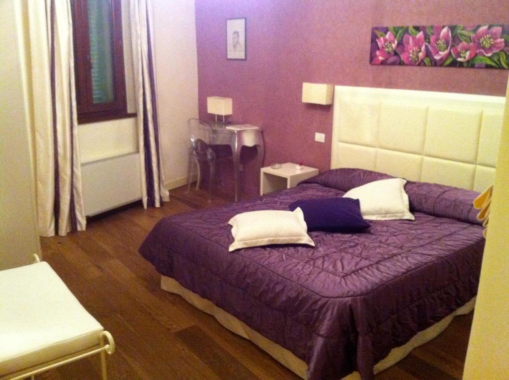 Oro Rosso Hotel Ristorante Montefalco Oda fotoğraf