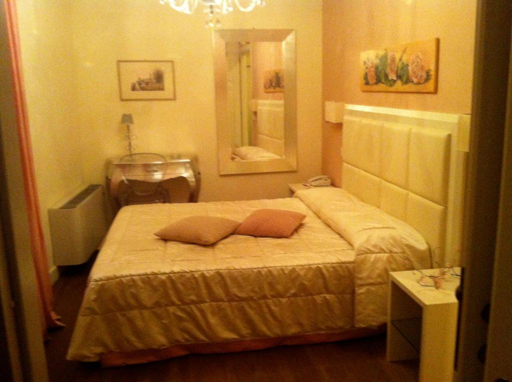 Oro Rosso Hotel Ristorante Montefalco Dış mekan fotoğraf