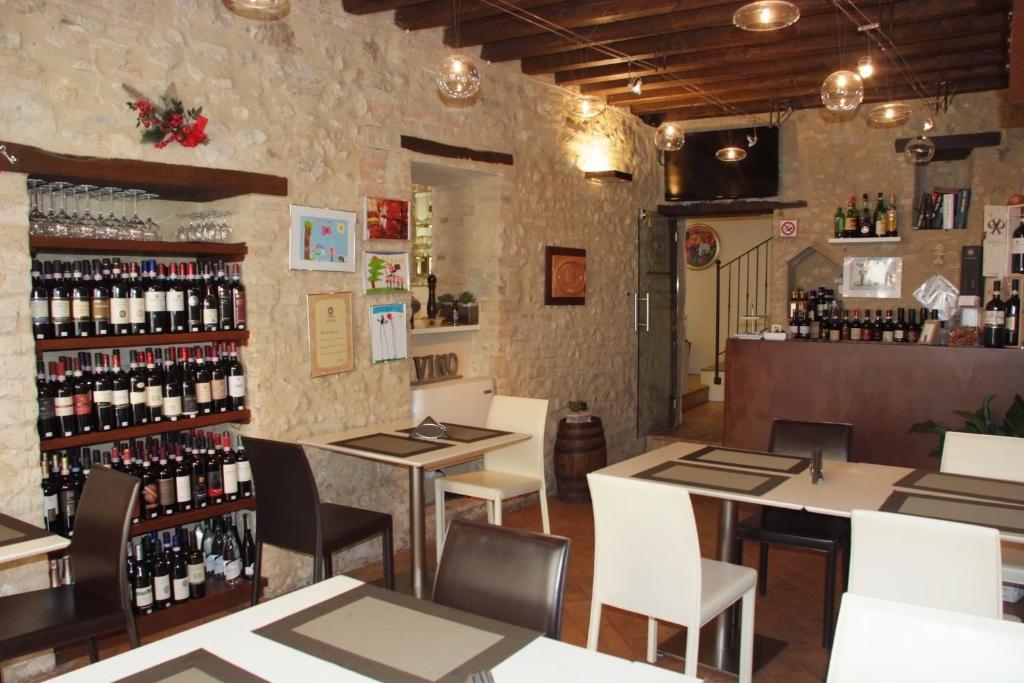 Oro Rosso Hotel Ristorante Montefalco Dış mekan fotoğraf